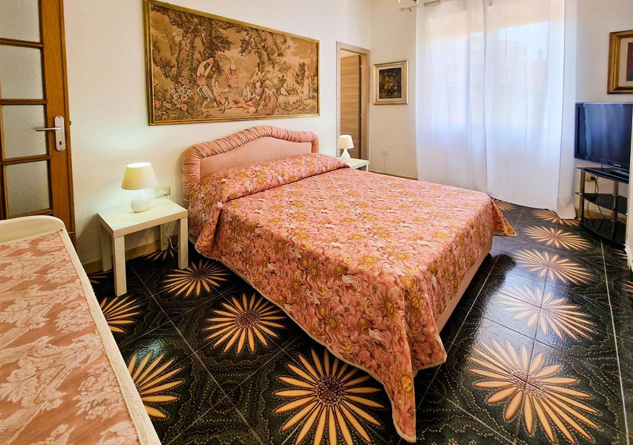Murphy Holiday Homes - Residenza Nadia لا ماداّلينا المظهر الخارجي الصورة